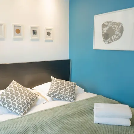 Grand Loft Bien Equipe A 15 - 2p Appartement *